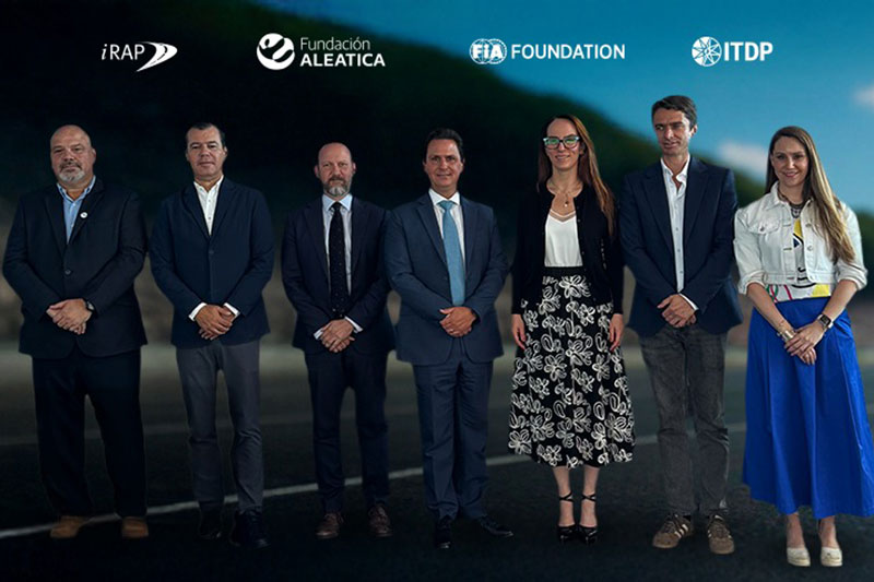 The campaign is spearheaded by the Aleatica Foundation, in partnership with the FIA Foundation, ITDP and iRAP, and supported by Mexico City Department of Mobility, the State of Mexico’s Department of Mobility, Toluca International Airport, and FIA Auto Club OMDAI.