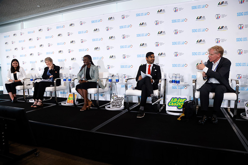 An intergenerational dialogue brought together , PMNCH Board Chair Helen Clark, FIA Foundation Africa Youth Ambassador Olivia Nalwadda, Bolivian Youth Activist Paola, and Dr. Bruce Aylward, WHO Assistant Director-General.